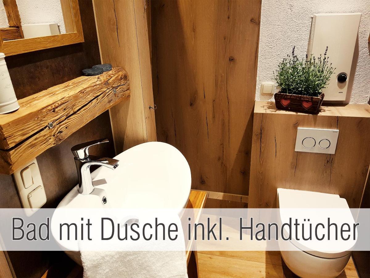 Huette41: Ganze Huette Nah Am See Mit Privatem Whirlpool, Sauna. Umzaeunt. Waldkirchen Luaran gambar